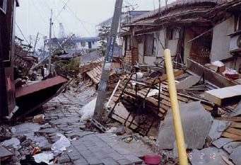 写真　阪神大震災　神戸市東灘区